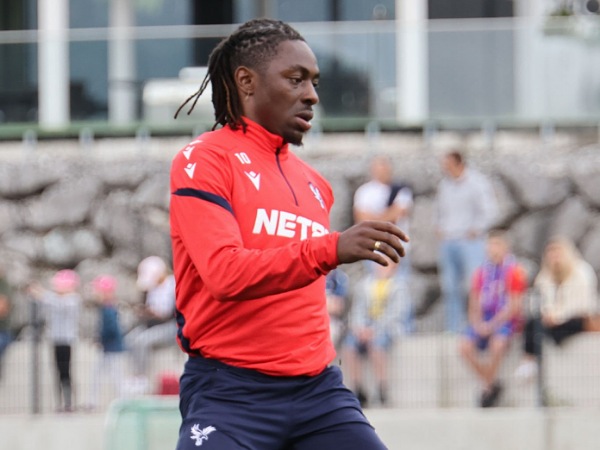 Alasan di Balik Tertundanya Transfer Eberechi Eze ke Arsenal